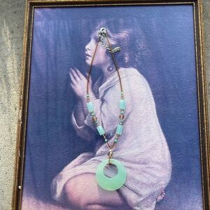 Elegant Mint Green Pendant Necklace